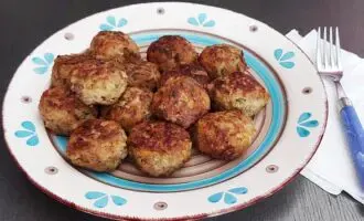 Кефтедес - котлеты по-гречески (котлети по-грецьки)