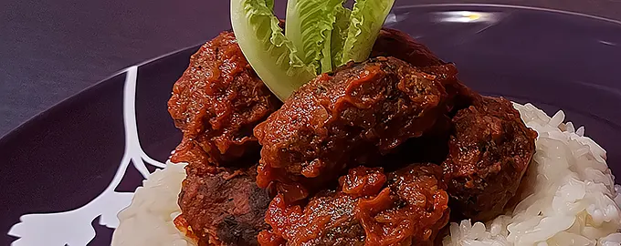 Греческие котлеты Судзукакья (Грецькі котлети Судзукак'я)