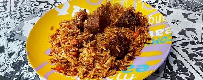 Телятина с пастой орзо — юветси мосхари (Телятина з пастою орзо — ювеці мосхарі)