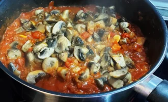 Шаг 6: Добавление томатного конкассе (Крок 6: Додавання томатного конкассе)