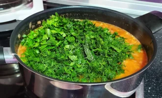 Шаг 13: Добавляем зелень (Крок 13: Додаємо зелень)