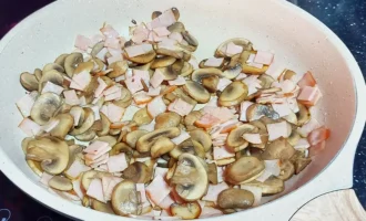 Шаг 6. Добавляем бекон (Крок 6. Додаємо бекон)